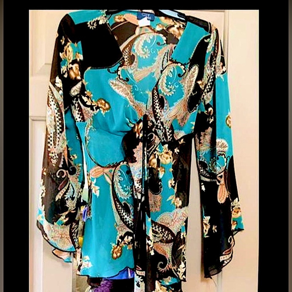 American Rag Bell Sleeve Paisley Boho Top